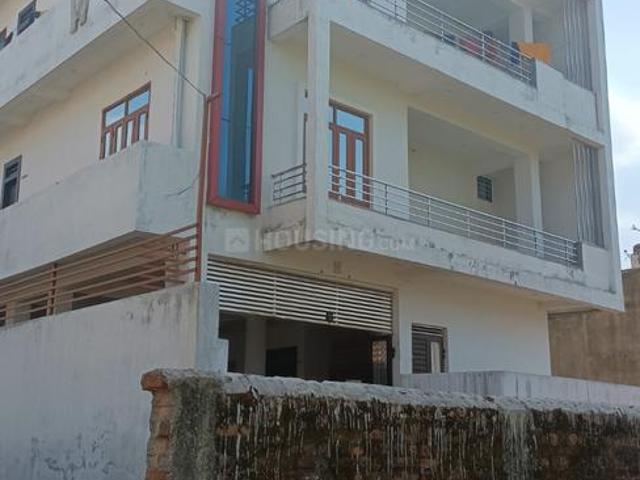 3 BHK Independent Builder Floor in Ramnagar for rent Hazaribagh. The reference number is 11620558