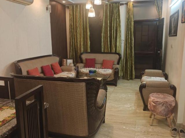 3 BHK Independent Builder Floor in Ramesh Nagar for resale New Delhi. The reference number is 20260474