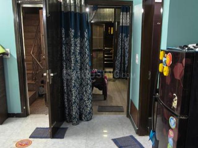 3 BHK Independent Builder Floor in Rohini Extension for resale New Delhi. The reference number is 18661316