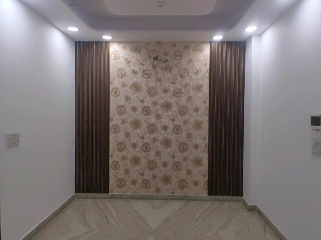 3 BHK Independent Builder Floor in Rohini Sector 28 for resale New Delhi. The reference number is 17255012