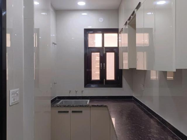 3 BHK Independent Builder Floor in Rohini Sector 28 for resale New Delhi. The reference number is 18220333