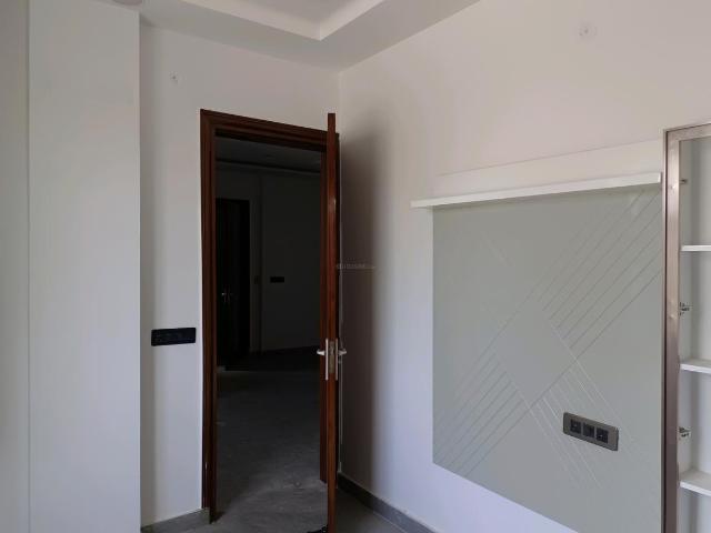 3 BHK Independent Builder Floor in Rohini Sector 28 for resale New Delhi. The reference number is 19693537