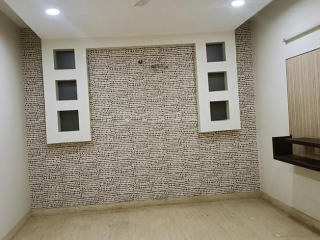 3 BHK Independent Builder Floor in Subhash Nagar for resale New Delhi. The reference number is 19395218