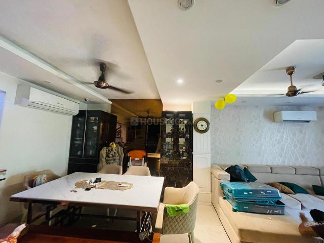 3 BHK Independent Builder Floor in Sushant Lok Phase 1 for resale Gurgaon. The reference number is 20713104