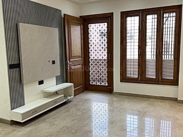 3 BHK Independent Builder Floor in Surya Nagar for resale Ghaziabad. The reference number is 17240665