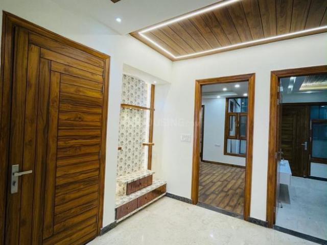 3 BHK Independent Builder Floor in Surya Nagar for resale Ghaziabad. The reference number is 20513688