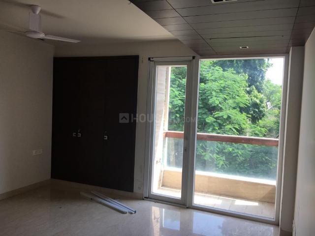 3 BHK Independent Builder Floor in Safdarjung Development Area for rent New Delhi. The reference number is 19260845