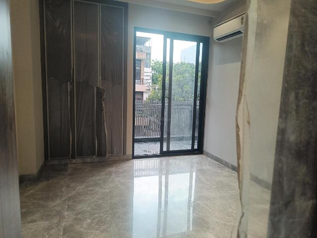3 BHK Independent Builder Floor in Safdarjung Development Area for resale New Delhi. The reference number is 20158949