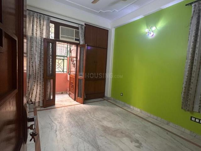 3 BHK Independent Builder Floor in Safdarjung Enclave for rent New Delhi. The reference number is 18729418