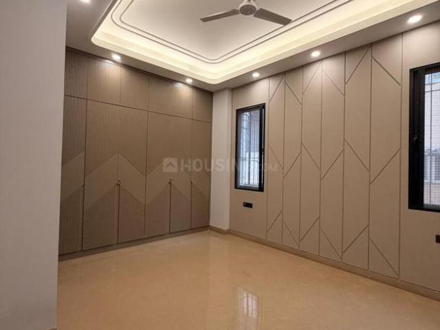 3 BHK Independent Builder Floor in Safdarjung Enclave for rent New Delhi. The reference number is 20063704