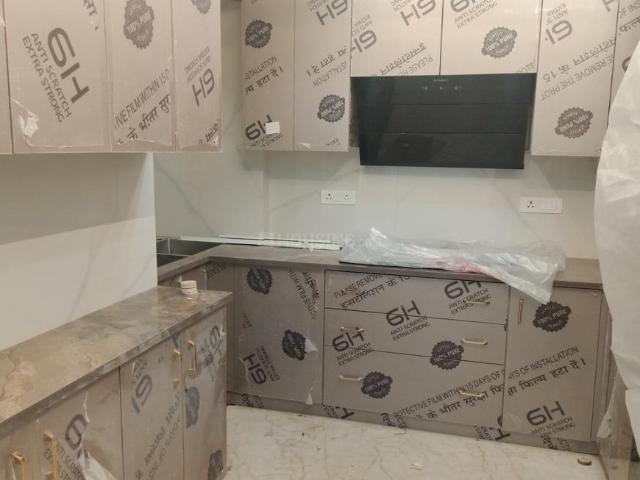3 BHK Independent Builder Floor in Safdarjung Enclave for resale New Delhi. The reference number is 19075483