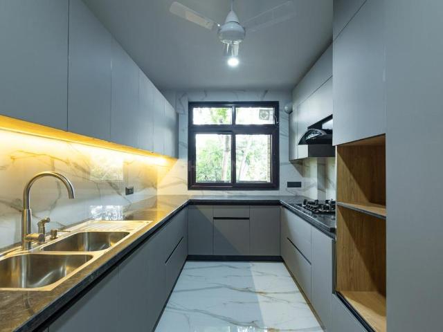 3 BHK Independent Builder Floor in Safdarjung Enclave for resale New Delhi. The reference number is 20006470
