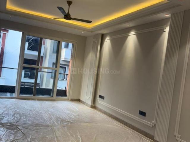 3 BHK Independent Builder Floor in Safdarjung Enclave for resale New Delhi. The reference number is 20840811
