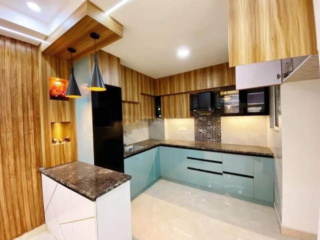 3 BHK Independent Builder Floor in Saket for rent New Delhi. The reference number is 20053365
