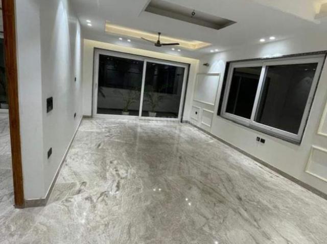 3 BHK Independent Builder Floor in Saket for rent New Delhi. The reference number is 20071802