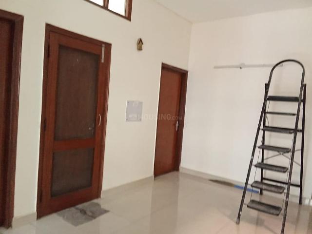 3 BHK Independent Builder Floor in Saket for rent New Delhi. The reference number is 20670906