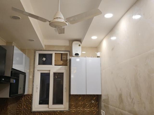 3 BHK Independent Builder Floor in Saket for resale New Delhi. The reference number is 19107697