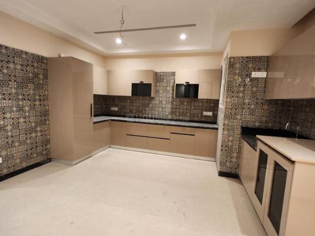 3 BHK Independent Builder Floor in Saket for resale New Delhi. The reference number is 20615048