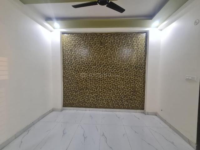 3 BHK Independent Builder Floor in Sanjay Nagar for resale Ghaziabad. The reference number is 20676389