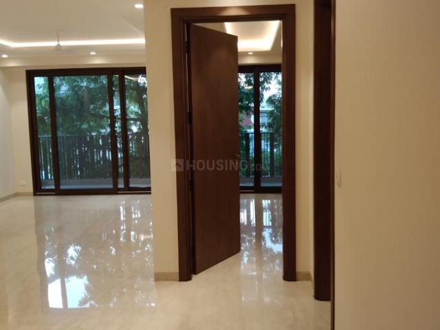 3 BHK Independent Builder Floor in Sarvapriya Vihar for resale New Delhi. The reference number is 11581924