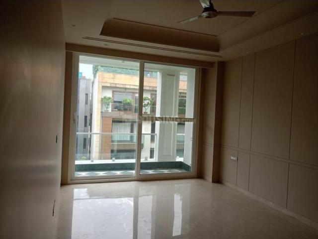 3 BHK Independent Builder Floor in Sarvapriya Vihar for resale New Delhi. The reference number is 20621083