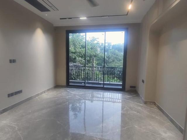 3 BHK Independent Builder Floor in Sarvapriya Vihar for resale New Delhi. The reference number is 20156565