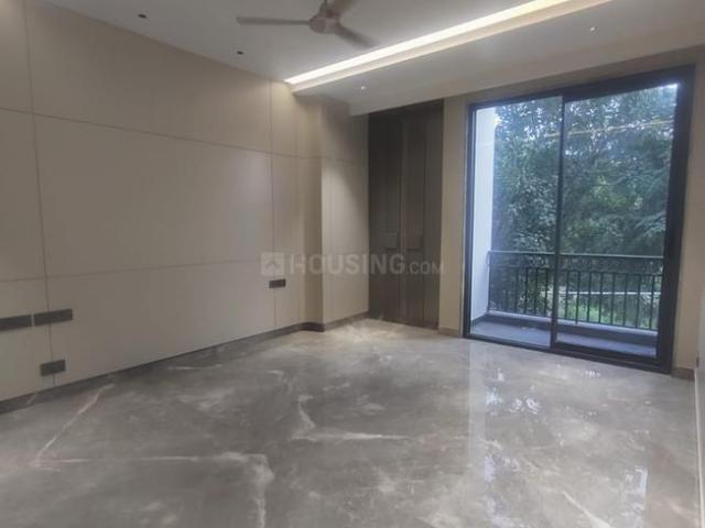 3 BHK Independent Builder Floor in Sarvapriya Vihar for resale New Delhi. The reference number is 20384948