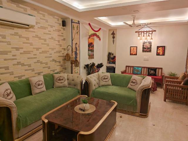 3 BHK Independent Builder Floor in Sector 43 for rent Gurgaon. The reference number is 20850547