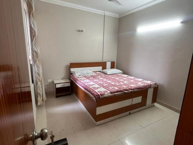 3 BHK Independent Builder Floor in Sector 43 for resale Gurgaon. The reference number is 20200391
