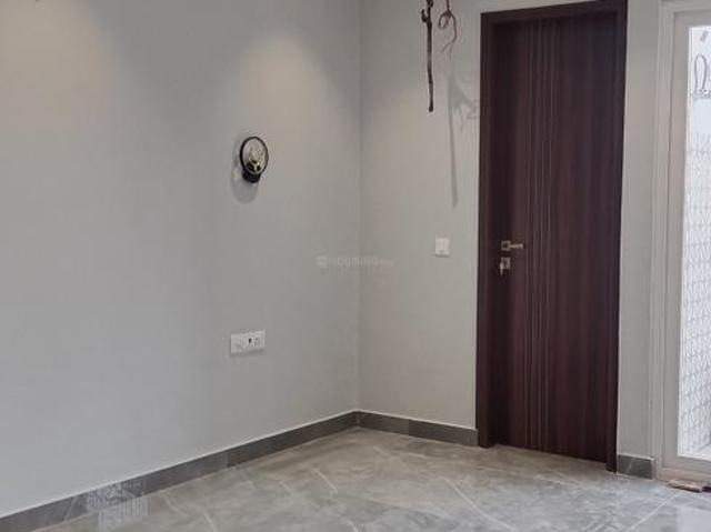 3 BHK Independent Builder Floor in Sector 41 for rent Noida. The reference number is 18558360