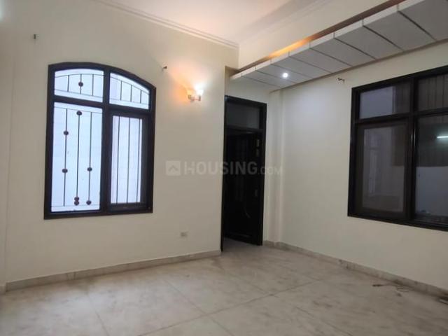 3 BHK Independent Builder Floor in Sector 41 for rent Noida. The reference number is 18844124
