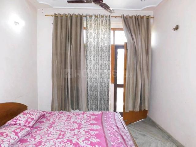 3 BHK Independent Builder Floor in Sector 41 for rent Noida. The reference number is 20547427