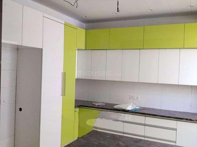 3 BHK Independent Builder Floor in Sector 44 for rent Noida. The reference number is 20246098
