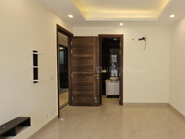 3 BHK Independent Builder Floor in Sector 45 for resale Gurgaon. The reference number is 18057566