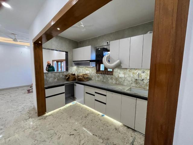 3 BHK Independent Builder Floor in Sector 45 for resale Gurgaon. The reference number is 20232065