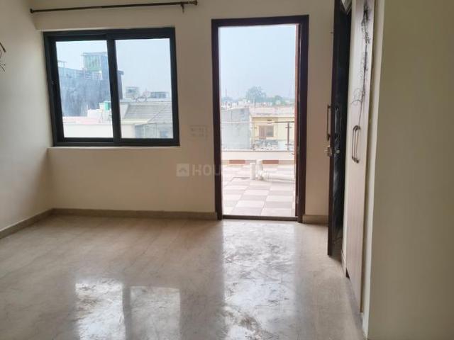 3 BHK Independent Builder Floor in Sector 48 for rent Noida. The reference number is 19220628