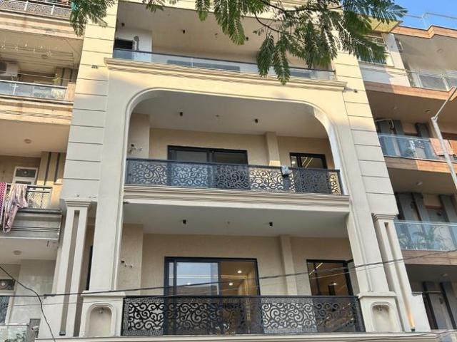 3 BHK Independent Builder Floor in Sector 48 for resale Gurgaon. The reference number is 19927332