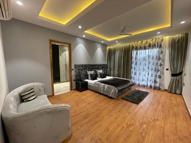 3 BHK Independent Builder Floor in Sector 49 for resale Gurgaon. The reference number is 10319720
