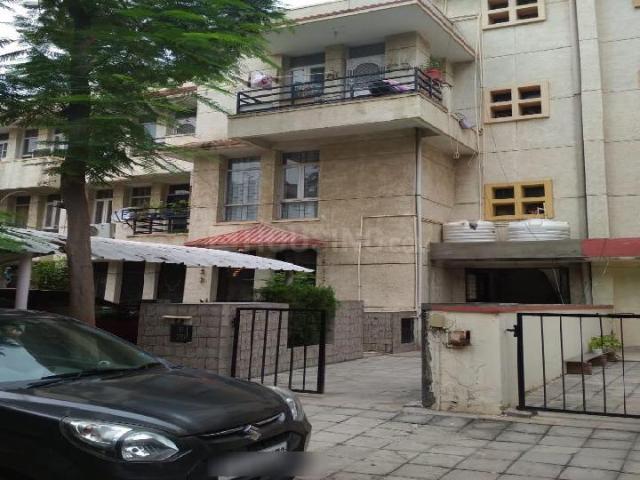 3 BHK Independent Builder Floor in Sector 49 for resale Gurgaon. The reference number is 18488221