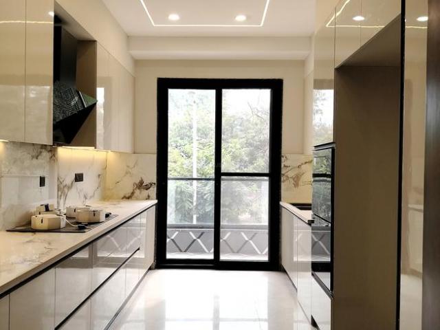 3 BHK Independent Builder Floor in Sector 49 for resale Gurgaon. The reference number is 18110410