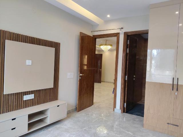 3 BHK Independent Builder Floor in Sector 4 for resale Gurgaon. The reference number is 19310204