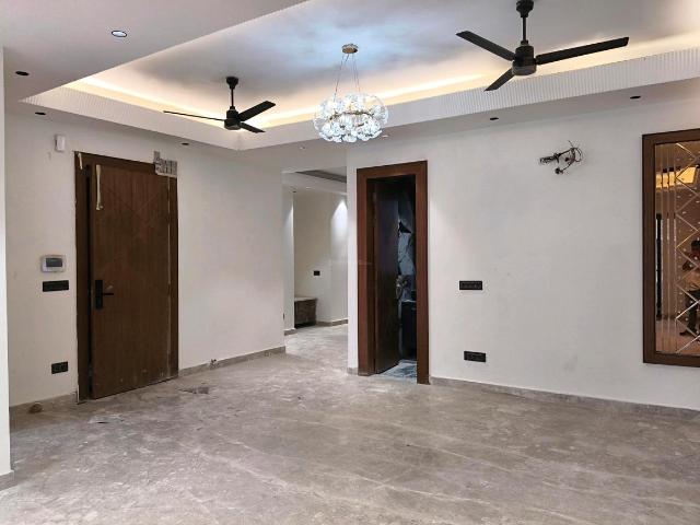 3 BHK Independent Builder Floor in Sector 57 for rent Gurgaon. The reference number is 19018982