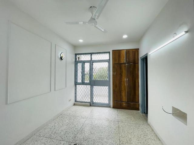 3 BHK Independent Builder Floor in Sector 57 for resale Gurgaon. The reference number is 17237075