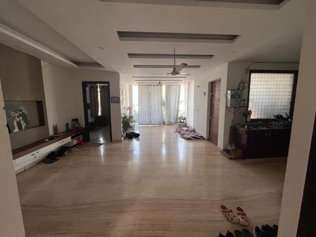 3 BHK Independent Builder Floor in Sector 56 for rent Gurgaon. The reference number is 20807978