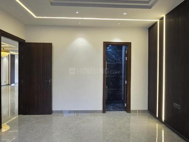 3 BHK Independent Builder Floor in Sector 56 for resale Gurgaon. The reference number is 20250376