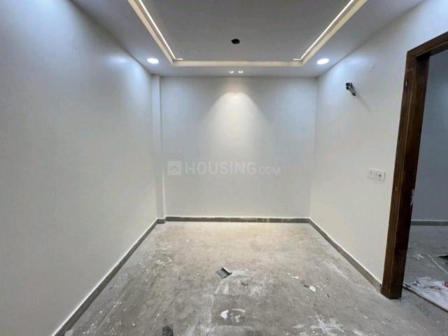 3 BHK Independent Builder Floor in Sector 5 Rohini for resale New Delhi. The reference number is 19531421