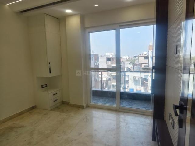 3 BHK Independent Builder Floor in Sector 6 Rohini for resale New Delhi. The reference number is 20091560