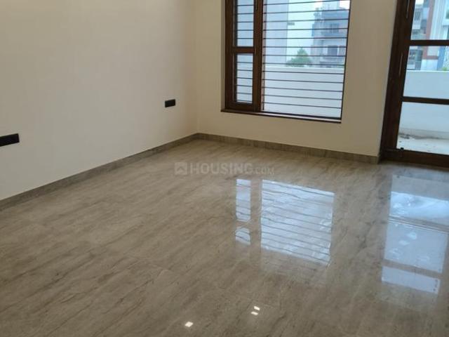 3 BHK Independent Builder Floor in Sector 77 for resale Faridabad. The reference number is 19983342
