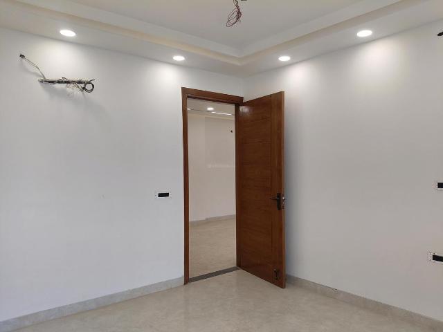 3 BHK Independent Builder Floor in Sector 77 for resale Gurgaon. The reference number is 18099797