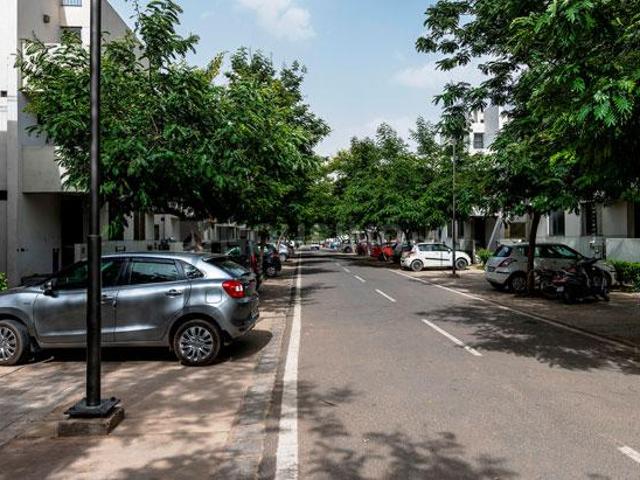 3 BHK Independent Builder Floor in Sector 82 for resale Gurgaon. The reference number is 20247917